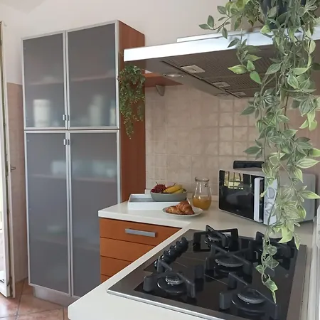 Feriehus Quick Garden Alice Castello